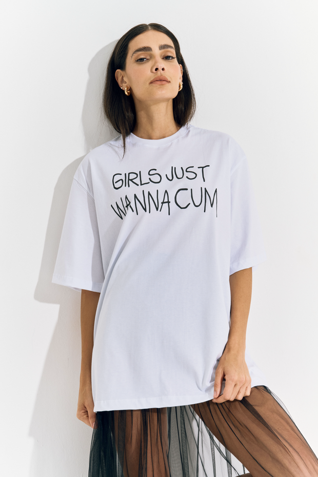 Camiseta GIRLS JUST WANNA CUM