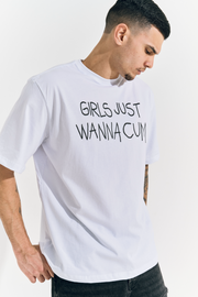 Camiseta GIRLS JUST WANNA CUM