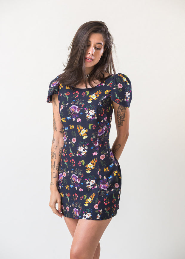 Vestido Floral com Ombreiras